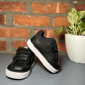 Nike || 2C Black Shoes